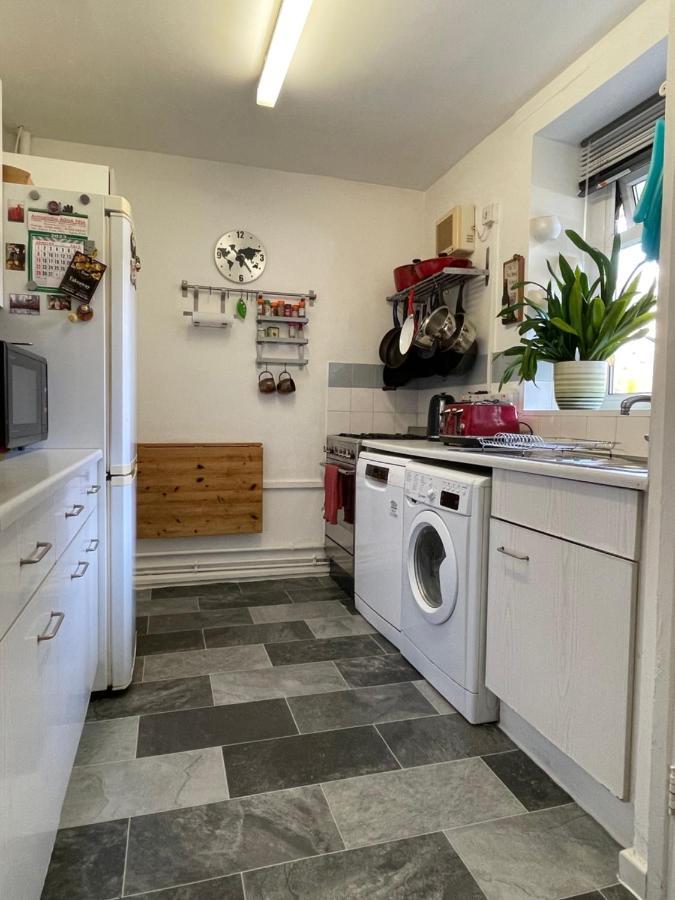 Very Central Flat In London Close To Stockwell Station Bagian luar foto